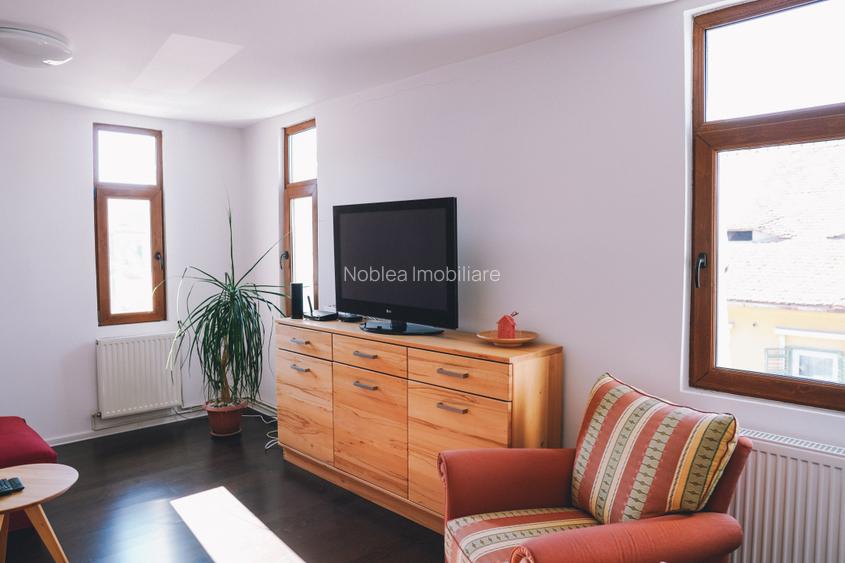 Apartament 3 camere superb, gata renovat – Centrul Istoric Sibiu! - 7
