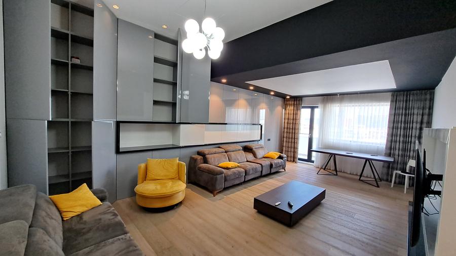 APARTAMENT 4 CAMERE CU SCARA INTERIOARA TIP LOFT -ULTRA LUX