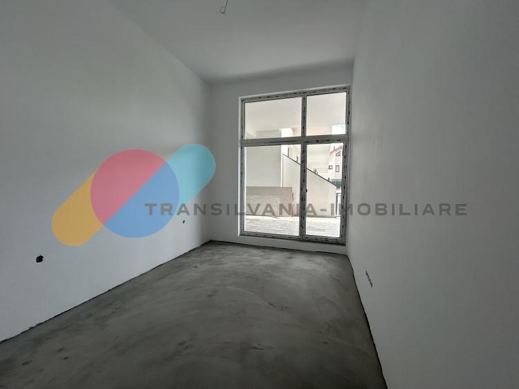 Apartament 4 camere, 93 mp utili, 53 mp terasa, Marasti