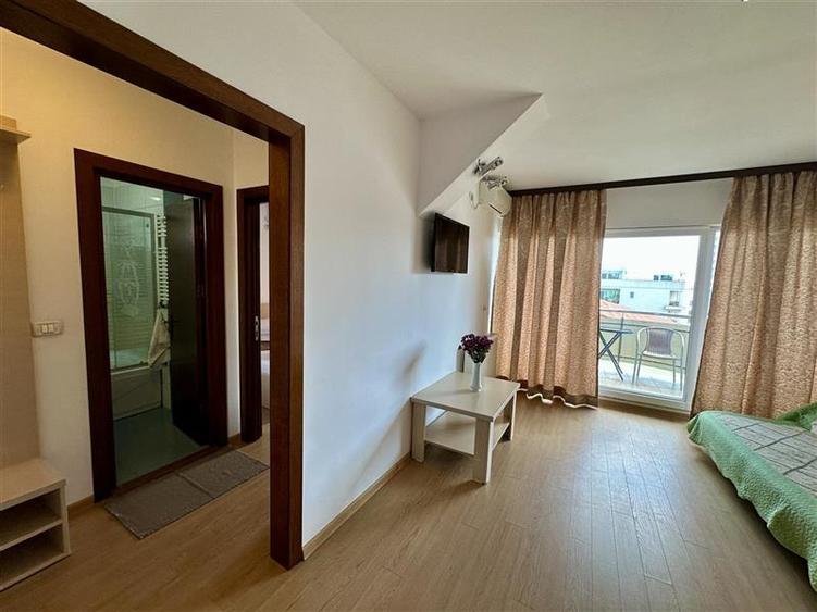 Vanzare Cladire Multifunctionala 783mp Mamaia Nord - Pensiune la Cheie