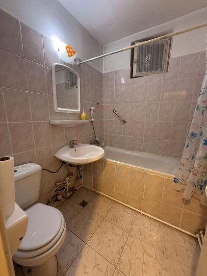 ✨De închiriat 3 camere, Potcova de Aur, 400 Euro/luna