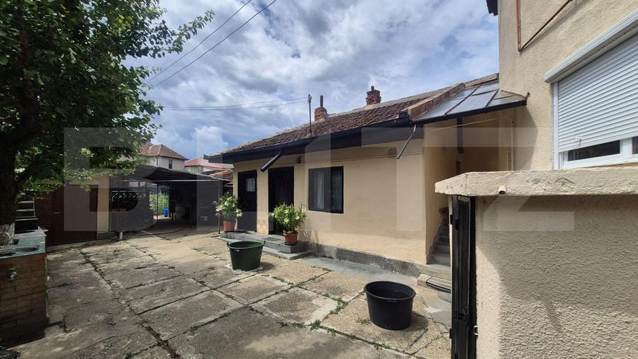 Casa 4 dormitoare, 220 mp, teren 500 mp, zona Titulescu