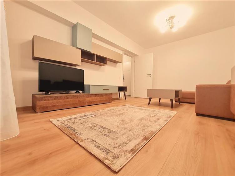 Apartament 2 camere,  Qualis 2, Tractorul, Brasov