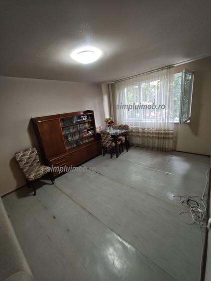 Metrou Dristor Decomandat 2 Camere etaj 1/4