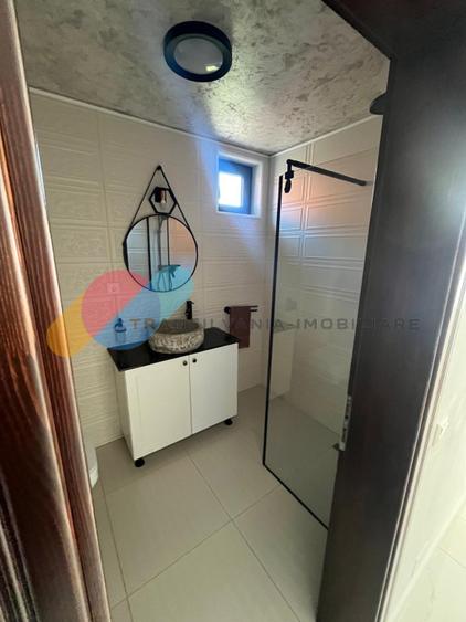 Casă premium, 260 mp utili, teren 1000mp-Dezmir