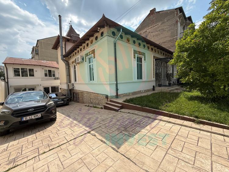 La 2 pasi de Parcul Cismigiu. Proprietate emblematica/ 641 mp teren