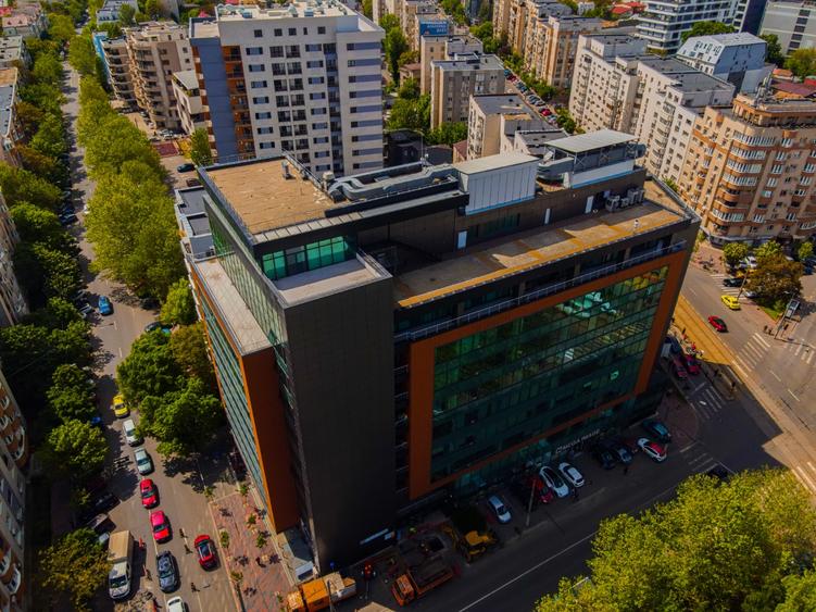 CLĂDIRE OFFICE DE INVESTIȚIE IN CENTRUL BUCURESTIULUI
