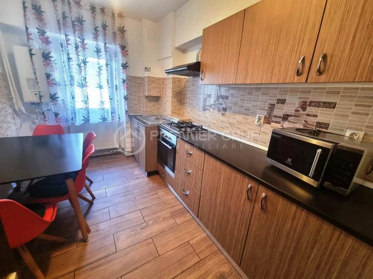 ULTRACENTRAL! Etaj intermediar! Apartament 2 camere 56mp, PALAS, CT, AC