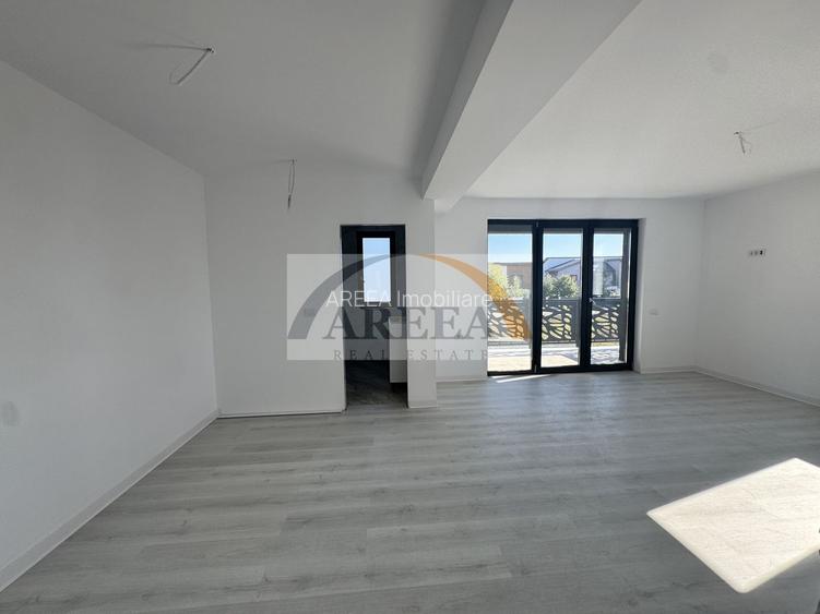Vila 5 camere Otopeni Central-bucatarie si finisaje incluse - 11