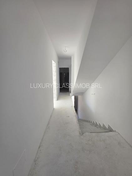 Vila Duplex de Vanzare/Bagadiru-Cristalului