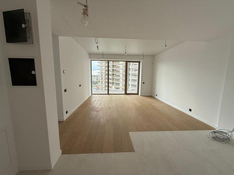 VANZARE APARTAMENT DOUA CAMERE ONE HIGH DISTRICT VEDERE CURTE INTERIOR