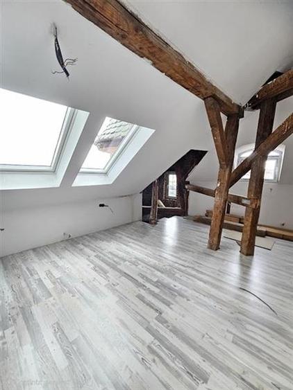 Apartament 3 camere 2 bai Ultracentral 95 mp la mansarda