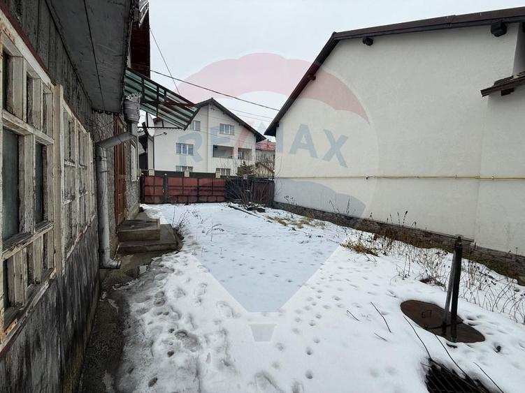 Casă cu Teren de Vânzare în Gura Humorului – strada Pajiștei