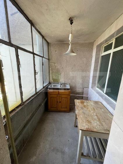 Apartament 2 camere, etaj 2, situat in zona Centrala