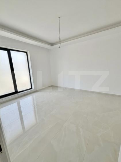 Apartament STUDIO 41 mp utili + 9,81 mp Terasa, ZONA ESSO GIROC