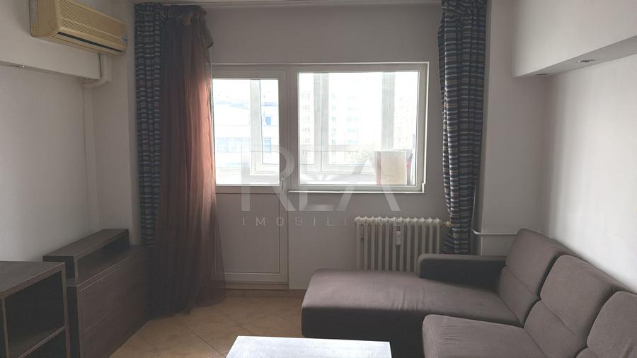 2 camere Ferdinand, an 1982, metrou, 54 mp, anvelopat
