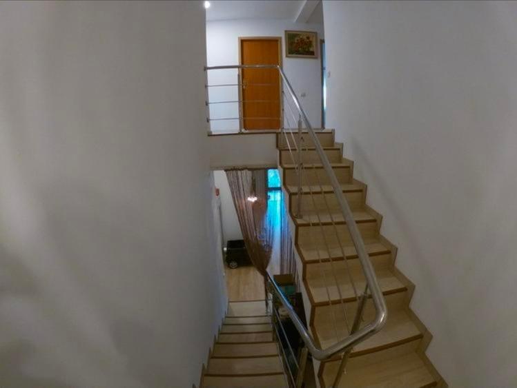 Casa P+1 Pantelimon 5 camere 150mp utili 300mp curte Pantelimon Central VIDEO
