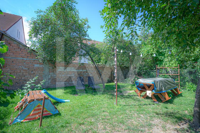 Apartament la casă, zonă liniștită și centrală — Str. Lupeni, Sibiu - 33