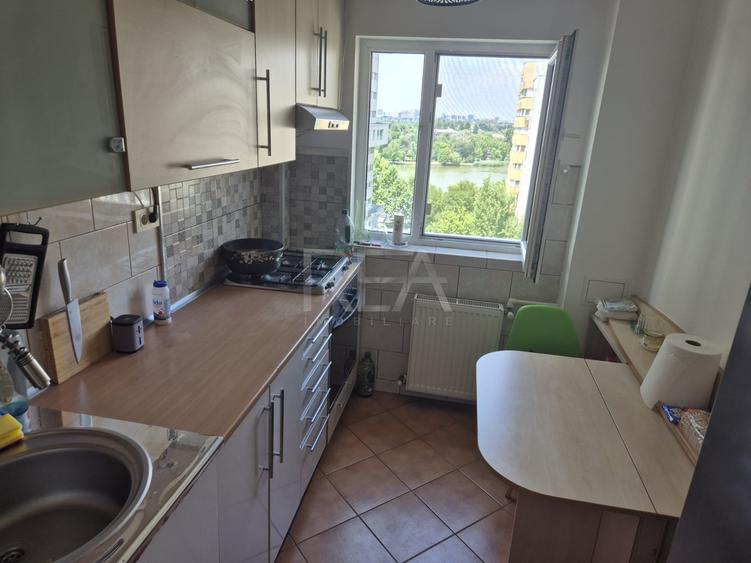 3 camere Colentina, an 1978, 77 mp, renovat, reabilitat