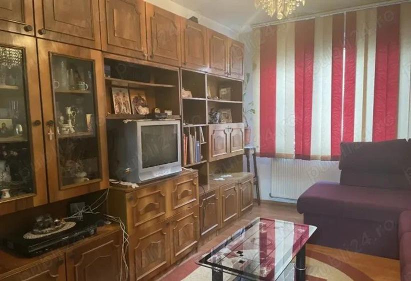 Apartament 3 camere – Rahova