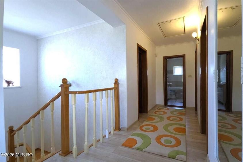 Techirghiol - Centru, casa tip duplex P+M, lot 293 mp si 154 mp utili!