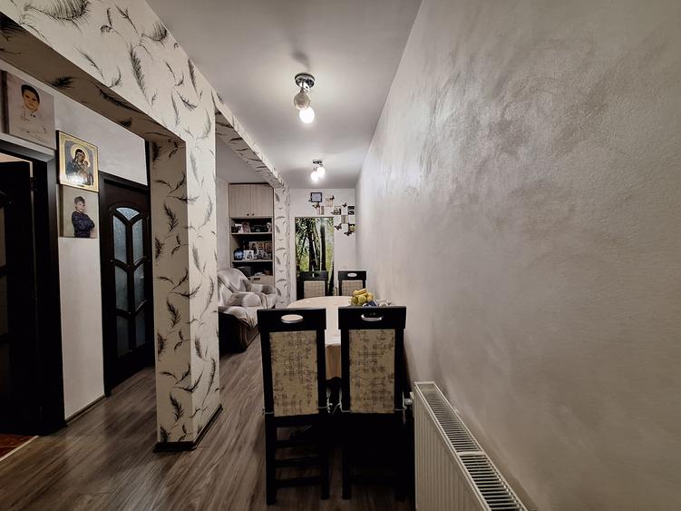 Apartament cu 3 camere, 58 mp, balcon, zona Eroilor