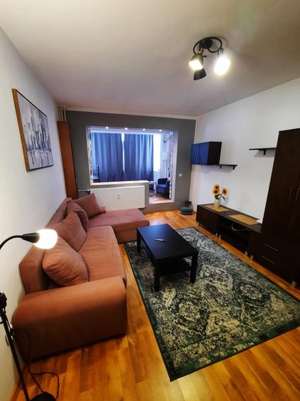 2 camere Titan - Piata Minis