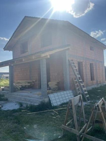 RECO, Casa la rosu, cu toate utilitatile, Zona Cihei, Bihor