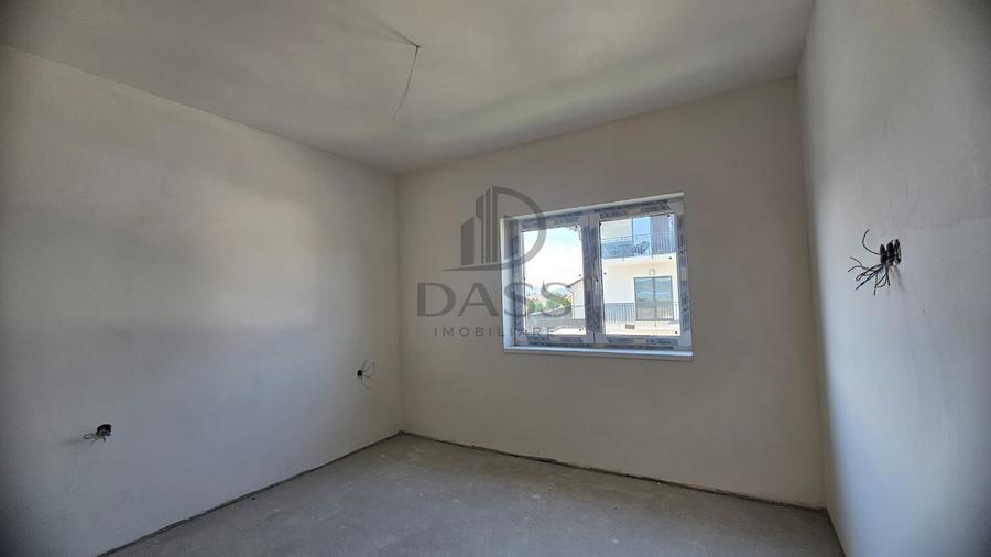 Apartament 3 camere 2 bai camara pe balcon si loc parcare Selimbar