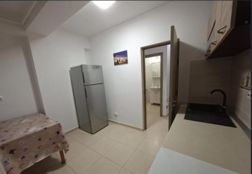 74500euro -2camere- Metro Militari-centrala proprie- bloc 2015