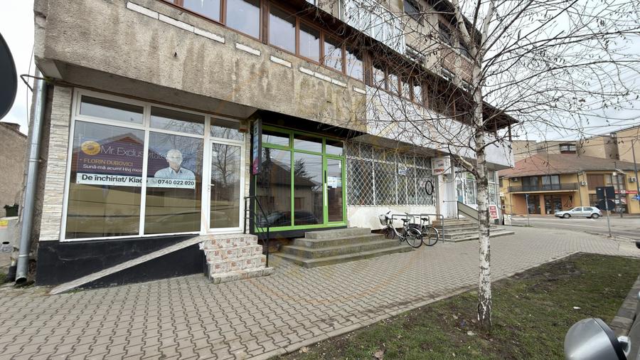Spațiu Comercial Stradal 30 mp/Trafic Intens Auto și Pietonal/C.A.Române - Carei