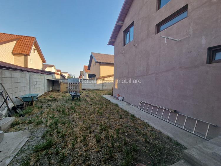 Casa P+M cu placa turnata, 5camere constructie deosebita -178.000euro - 9