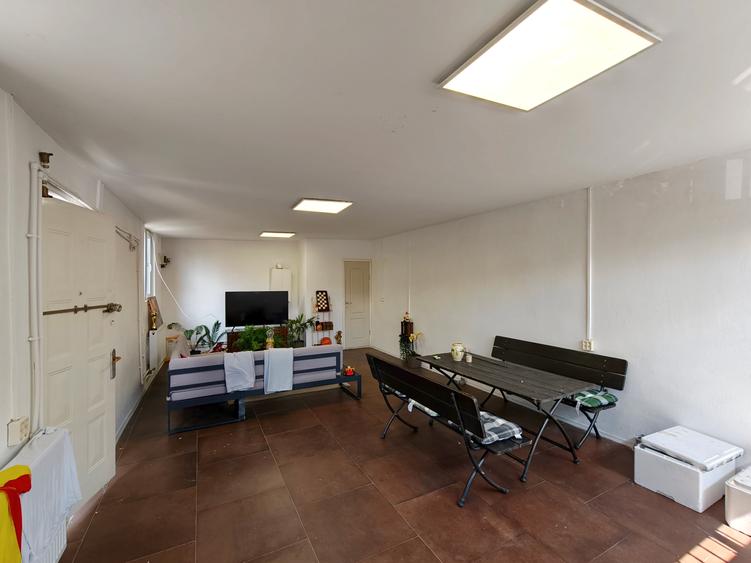 Spatiu Comercial sau depozitare | 50 mp | stradal | parcare