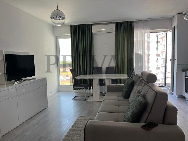 Apartament 3 camere, 65 mp, etaj 4, Campeador/Vox