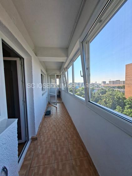 Central, apartament renovat - 11