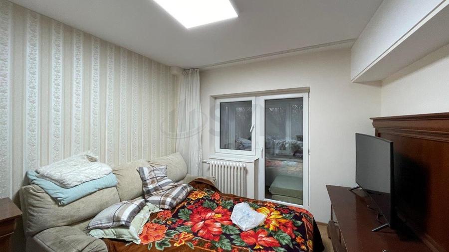 REA1010266 Unirii Fantani - apartament cu 5 camere