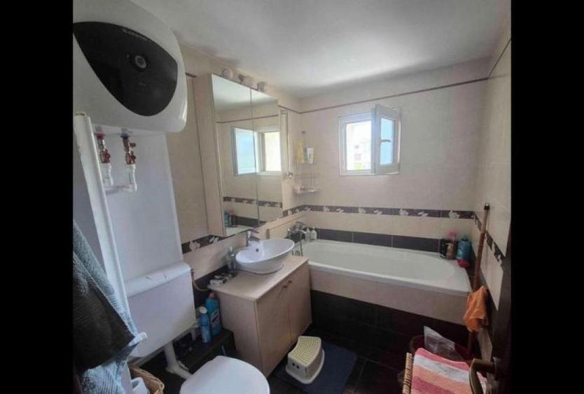 Vand apartament 2 camere-53mp, zona Aviatiei