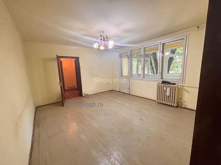 Apartament 3 camere - Bulevardul Alexandru Obregia