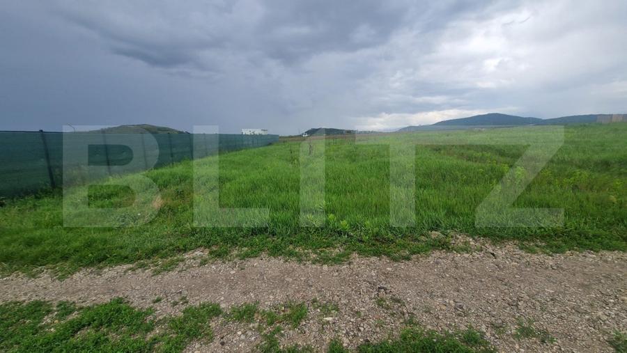 Teren pentru casa intravilan , 800 mp deschidere la drum Bod