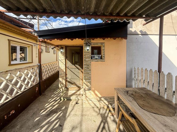 Casa la sol in Viile Noi , ideal locuinta sau investitie