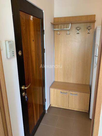 Inchiriez garsoniera in zona Bl Brancoveanu, str Rezonantei