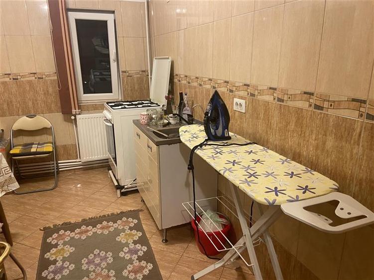 Apartament 2 camere , zona cartier Sud , decomandat 56 mp, imbunatatit , mobilat