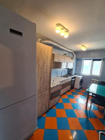 AP. 3 CAMERE - P-TA SUDULUI, BUCATARIE INCHISA, MOBILAT/UTILAT