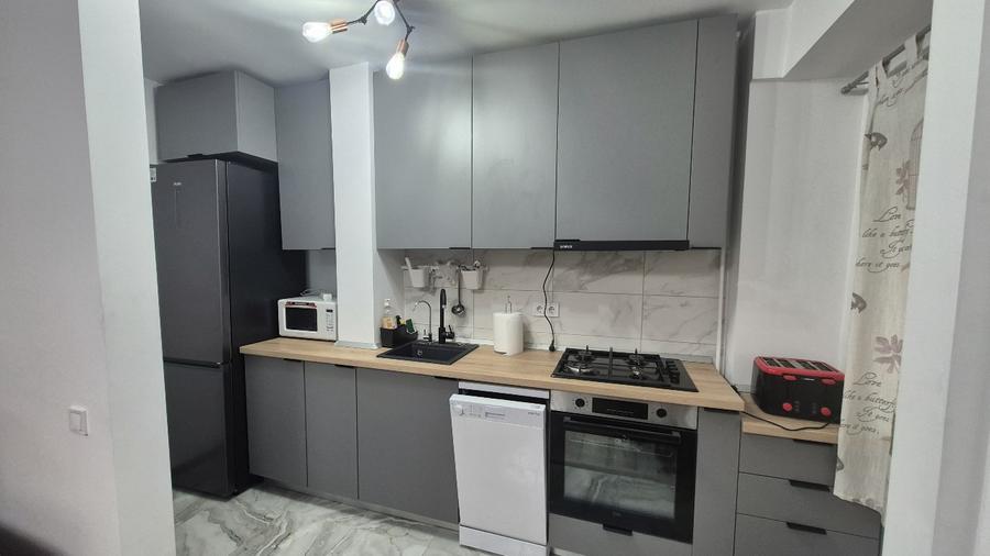 Garsonieră, proprietar, metrou Timpuri Noi - Tineretului, str. Viorele