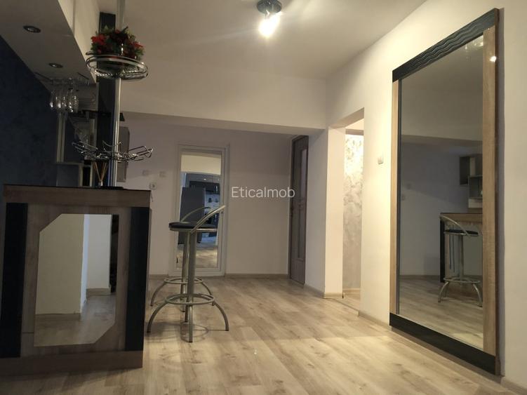 Inchiriere apartament cu 3 camere + dressing, zona centrală, langa Prefectura - 9