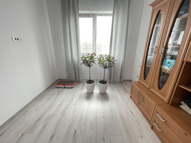 Duplex P+1E -unități separate prin cameră tehnica