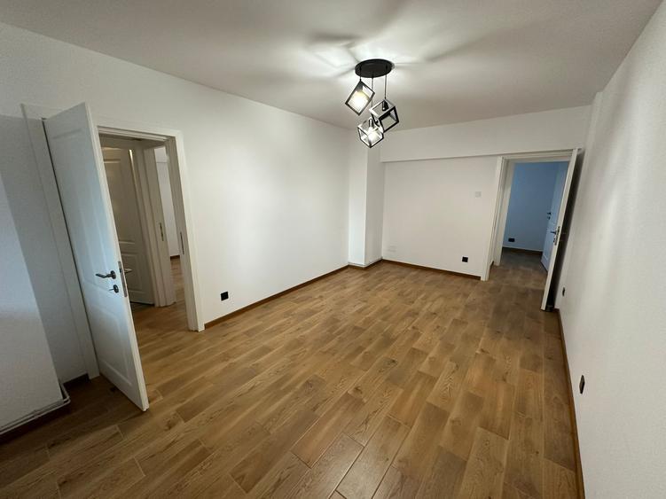 Centru Piata Unirii Spatiu de inchiriat pt orice tip de activitate 50 mp