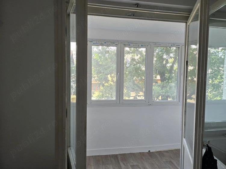 APARTAMENT 3 CAMERE & 2 BALCOANE BLOC REABILITAT TERMIC GORJULUI