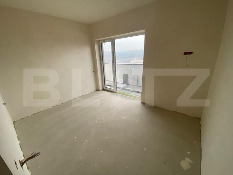 Apartament tip PENTHOUSE, 3 camere, 76 mp + terasă 60 mp, lift, Baciu