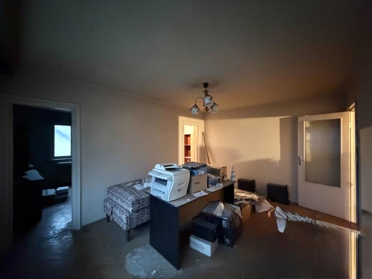 Apartament 4 camere, 70mp utili, Boxa 9mp, etaj 1 -  Take Ionescu